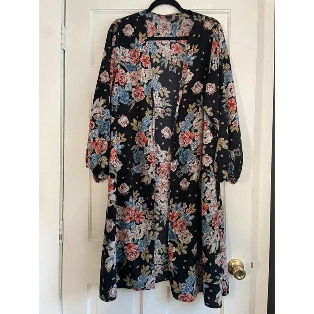 L-XL Beautiful Long Duster